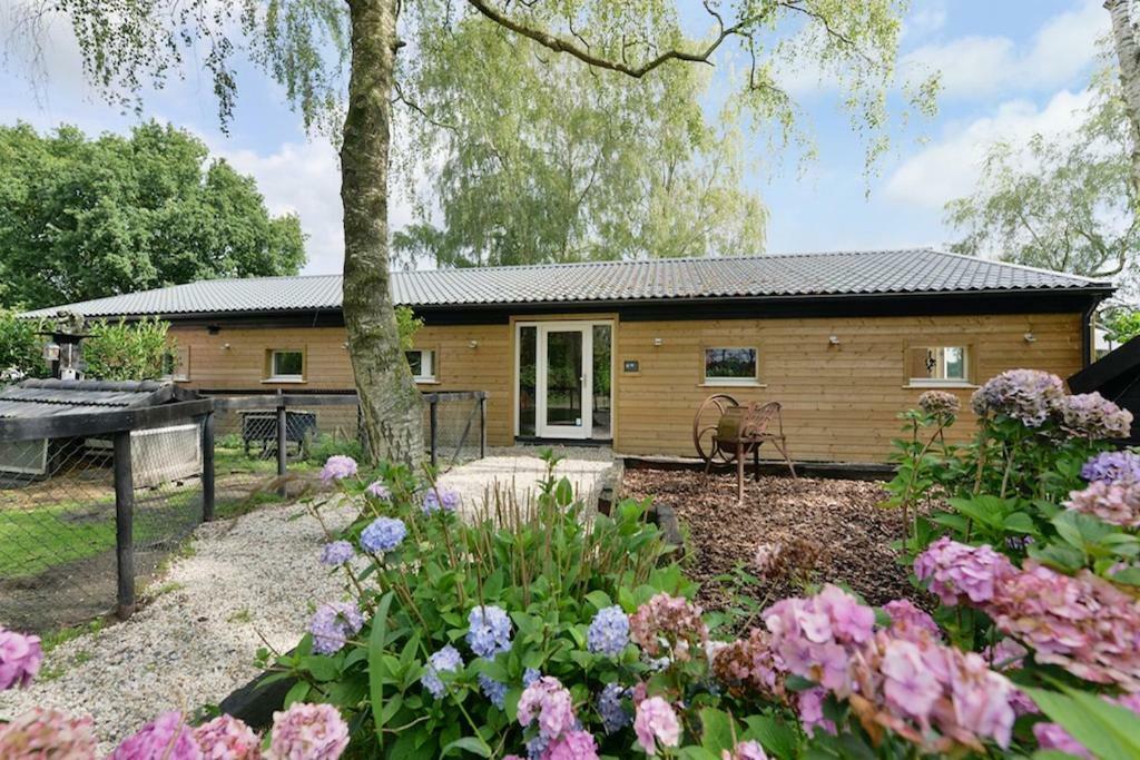 Bos En Beek Bed & Breakfast Ulvenhout Eksteriør bilde